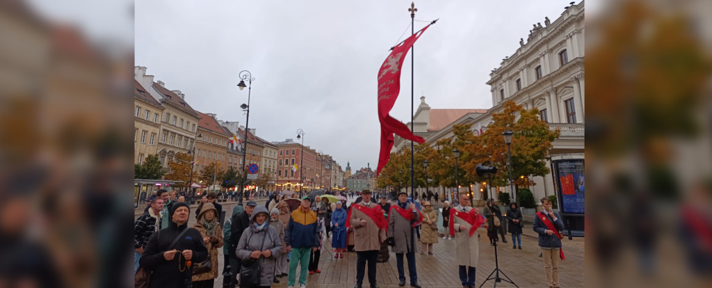 Warszawa w modlitwie r&oacute;żańcowej &ndash; w przeddzień Cudu Słońca