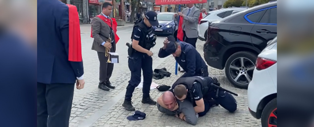 Atak na Karawanę w Nowym Targu. Nietrzeźwy napastnik zatrzymany