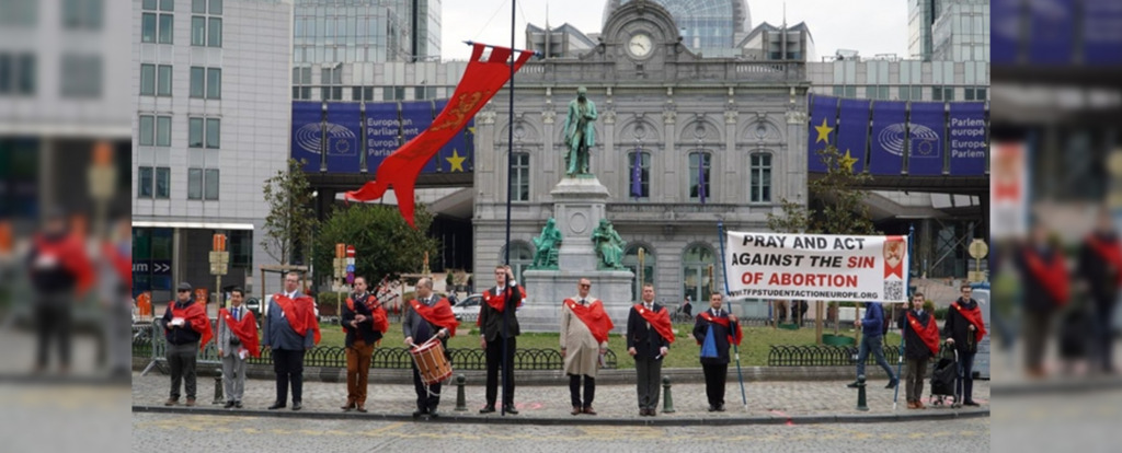 Na ulice przeciwko aborcji: w obronie nienarodzonych dzieci przed Parlamentem Europejskim