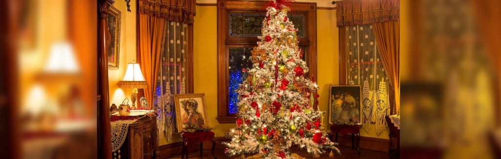 Skąd wziął się zwyczaj dekorowania choinki na Boże Narodzenie?