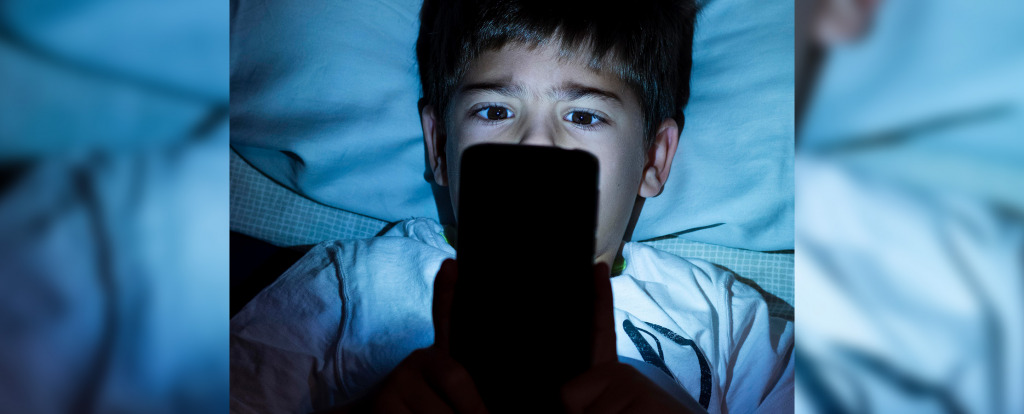 Satanistyczne kolorowanki i bluźniercze gadżety na Allegro &ndash; ręce precz od naszych dzieci!